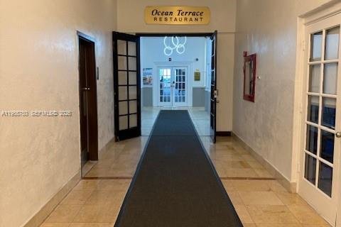 Купить кондоминиум в Санни-Айлс-Бич, Флорида № 2009713 - фото 18