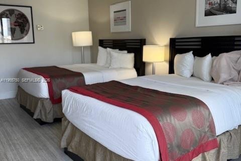 Купить кондоминиум в Санни-Айлс-Бич, Флорида № 2009713 - фото 24