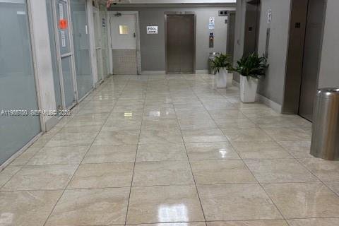 Купить кондоминиум в Санни-Айлс-Бич, Флорида № 2009713 - фото 7