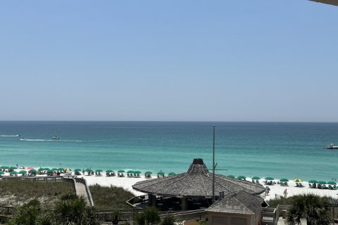 Condominio en venta en Destin, Florida, 1 dormitorio, 59.09 m2 № 561449 - foto 1