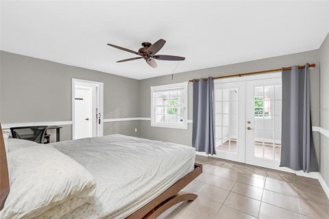 Casa en venta en Eustis, Florida, 4 dormitorios, 292.83 m2 № 2350134 - foto 28