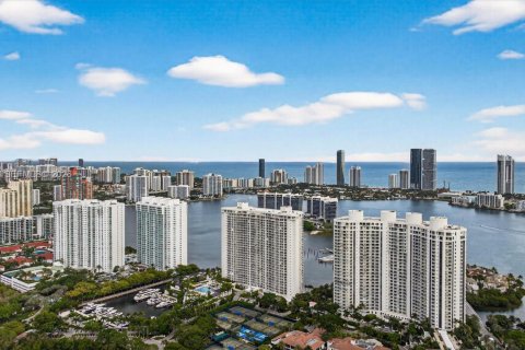 Купить кондоминиум в Авентура, Флорида 7 спален, 715.35м2, № 2089796 - фото 4