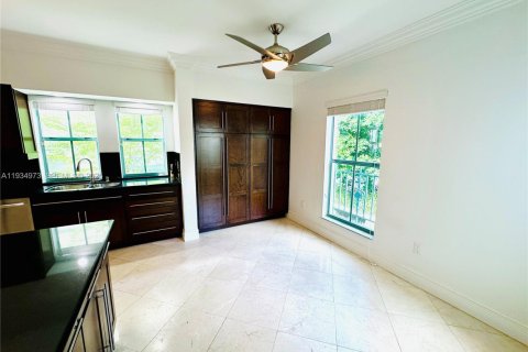 Condominio en alquiler en Coral Gables, Florida, 3 dormitorios, 195.09 m2 № 1993790 - foto 24
