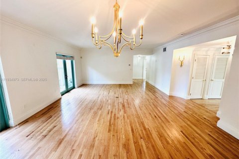 Condominio en alquiler en Coral Gables, Florida, 3 dormitorios, 195.09 m2 № 1993790 - foto 23