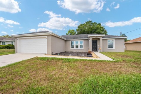 House in Ocala, Florida 3 bedrooms, 129.13 sq.m. № 2226149 - photo 8