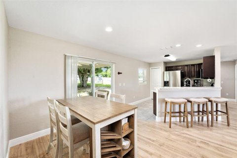 House in Ocala, Florida 3 bedrooms, 129.13 sq.m. № 2226149 - photo 16