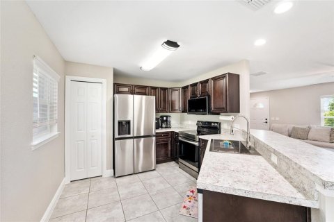 House in Ocala, Florida 3 bedrooms, 129.13 sq.m. № 2226149 - photo 19