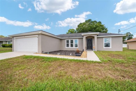 House in Ocala, Florida 3 bedrooms, 129.13 sq.m. № 2226149 - photo 7