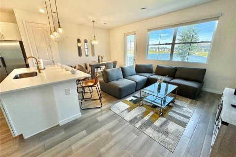 Touwnhouse à vendre à Davenport, Floride: 3 chambres, 150.69 m2 № 2208467 - photo 9