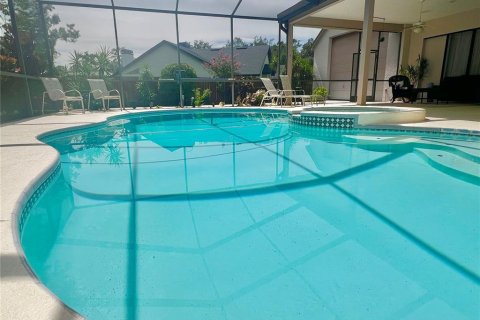 House in Valrico, Florida 4 bedrooms, 250.19 sq.m. № 1847142 - photo 28