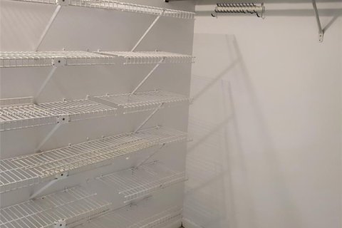 Снять в аренду кондоминиум в Майами, Флорида 3 спальни, 112.04м2, № 1973359 - фото 16