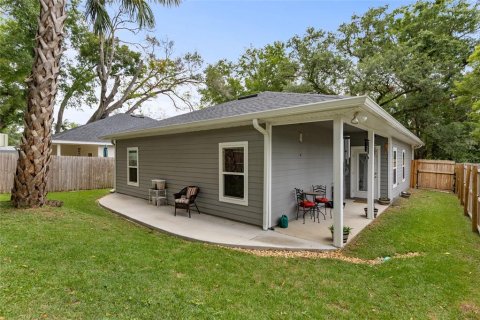 House in Alachua, Florida 3 bedrooms, 128.58 sq.m. № 1777217 - photo 27