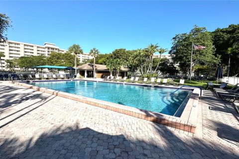 Condominio en venta en Pompano Beach, Florida, 1 dormitorio, 83.61 m2 № 1964720 - foto 25