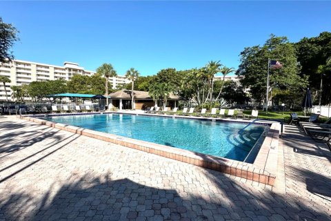 Condominio en venta en Pompano Beach, Florida, 1 dormitorio, 83.61 m2 № 1964720 - foto 26