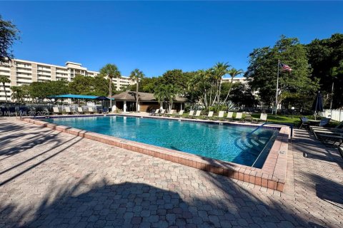 Condominio en venta en Pompano Beach, Florida, 1 dormitorio, 83.61 m2 № 1964720 - foto 27