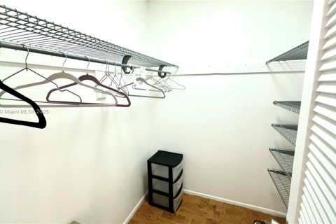 Condominio en venta en Pompano Beach, Florida, 1 dormitorio, 83.61 m2 № 1964720 - foto 20