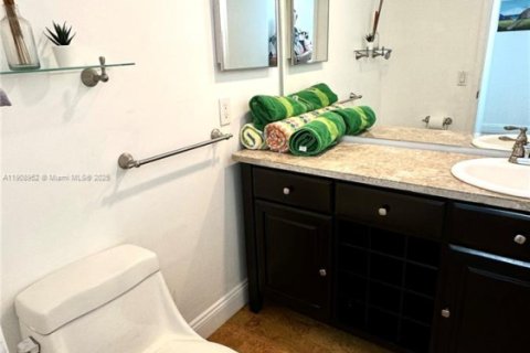 Condominio en venta en Pompano Beach, Florida, 1 dormitorio, 83.61 m2 № 1964720 - foto 7