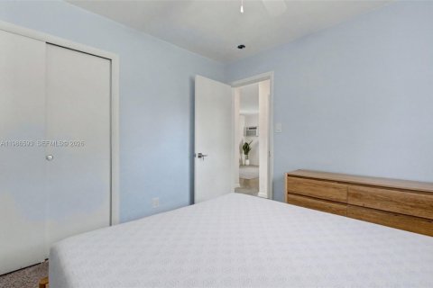 Casa en alquiler en Hallandale Beach, Florida, 2 dormitorios, 93.65 m2 № 2048382 - foto 18