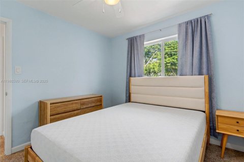 Casa en alquiler en Hallandale Beach, Florida, 2 dormitorios, 93.65 m2 № 2048382 - foto 17