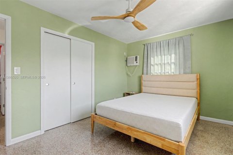 Casa en alquiler en Hallandale Beach, Florida, 2 dormitorios, 93.65 m2 № 2048382 - foto 21