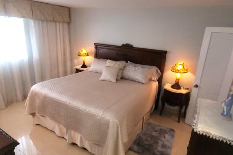 Copropriété à louer à Hillsboro Beach, Floride: 2 chambres, 92.9 m2 № 2181999 - photo 10