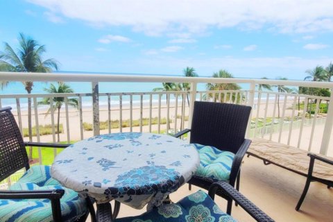 Copropriété à louer à Hillsboro Beach, Floride: 2 chambres, 92.9 m2 № 2181999 - photo 16