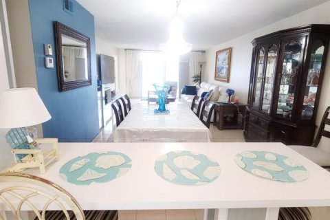 Copropriété à louer à Hillsboro Beach, Floride: 2 chambres, 92.9 m2 № 2181999 - photo 5