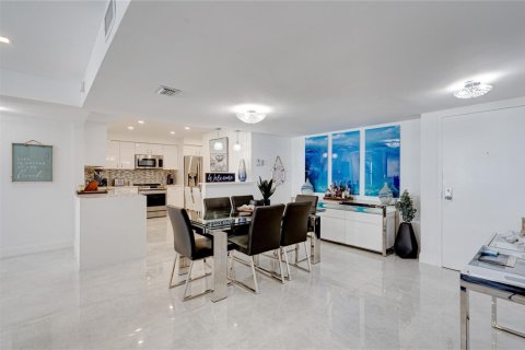 Copropriété à vendre à Fort Lauderdale, Floride: 2 chambres, 133.31 m2 № 2242882 - photo 5