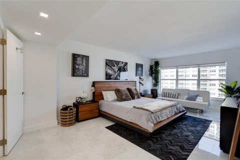 Copropriété à vendre à Fort Lauderdale, Floride: 2 chambres, 133.31 m2 № 2242882 - photo 21