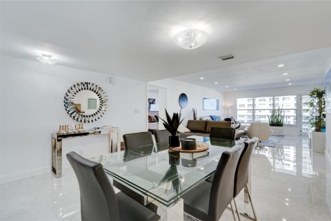 Copropriété à vendre à Fort Lauderdale, Floride: 2 chambres, 133.31 m2 № 2242882 - photo 14