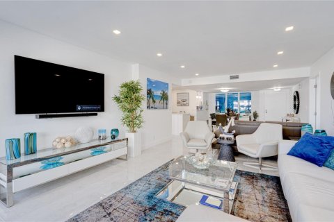 Copropriété à vendre à Fort Lauderdale, Floride: 2 chambres, 133.31 m2 № 2242882 - photo 17