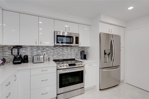 Copropriété à vendre à Fort Lauderdale, Floride: 2 chambres, 133.31 m2 № 2242882 - photo 9