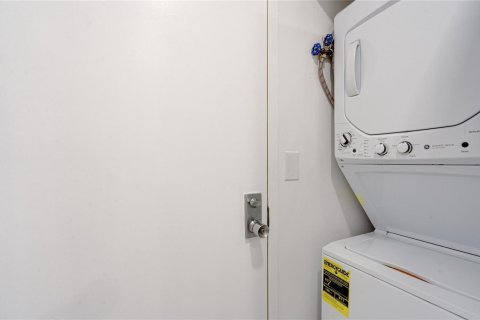 Copropriété à vendre à Fort Lauderdale, Floride: 2 chambres, 133.31 m2 № 2242882 - photo 12