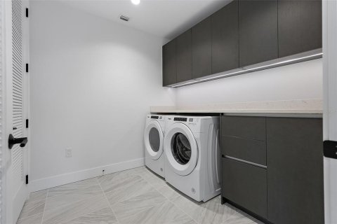 Condominio en venta en Saint Petersburg, Florida, 2 dormitorios, 190.26 m2 № 1422292 - foto 23