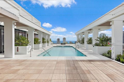Condominio en venta en Saint Petersburg, Florida, 2 dormitorios, 190.26 m2 № 1422292 - foto 28