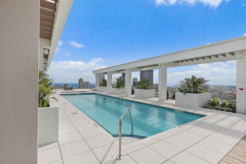 Condominio en venta en Saint Petersburg, Florida, 2 dormitorios, 190.26 m2 № 1422292 - foto 29