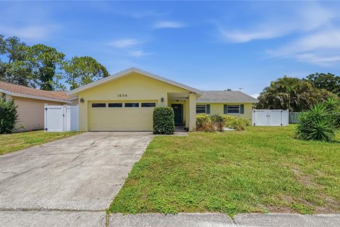 Villa ou maison à Dunedin, Floride 3 chambres, 183.39 m2 № 2400041