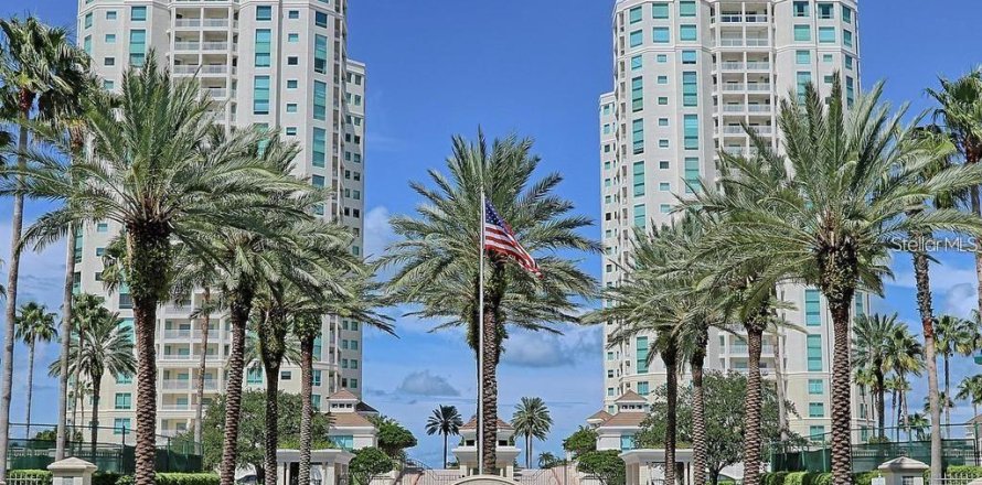 Condominio en Clearwater, Florida, 3 dormitorios № 1778234