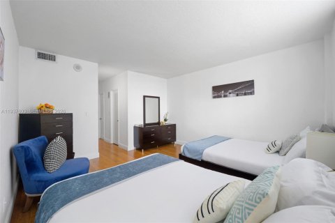 Снять в аренду кондоминиум в Санни-Айлс-Бич, Флорида 1 спальня, 93.37м2, № 2002383 - фото 11