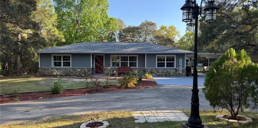 House in Lecanto, Florida 3 bedrooms, 120.77 sq.m. № 1602487