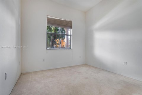 Casa en venta en Miami, Florida, 3 dormitorios, 215.53 m2 № 2381894 - foto 27