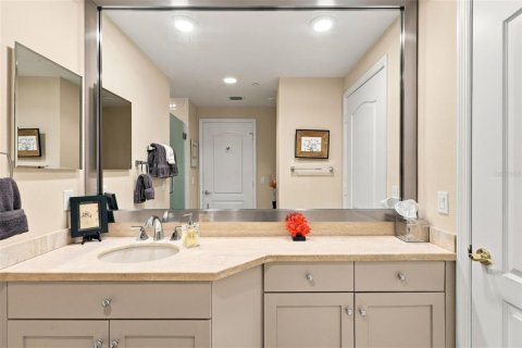 Copropriété à vendre à New Smyrna Beach, Floride: 4 chambres, 242.47 m2 № 2423876 - photo 6