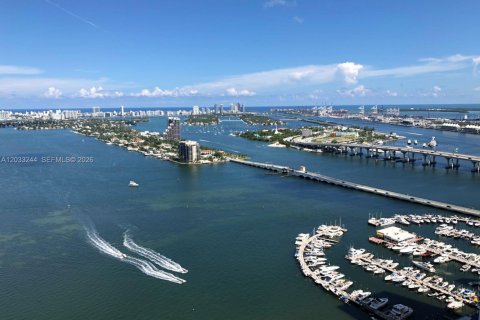 Copropriété à louer à Miami, Floride: 1 chambre, 70.51 m2 № 2167908 - photo 2