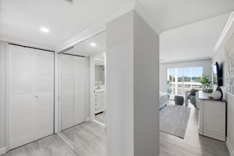 Copropriété à louer à Saint Petersburg, Floride: 3 chambres, 139.35 m2 № 2424137 - photo 30