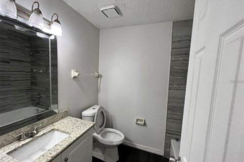 Touwnhouse à louer à Orlando, Floride: 2 chambres, 82.59 m2 № 2106466 - photo 7