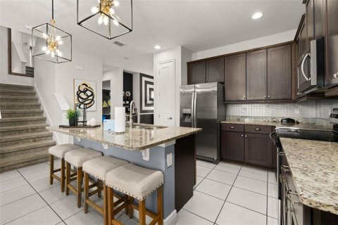 House in Kissimmee, Florida 8 bedrooms, 335.28 sq.m. № 1678232 - photo 14