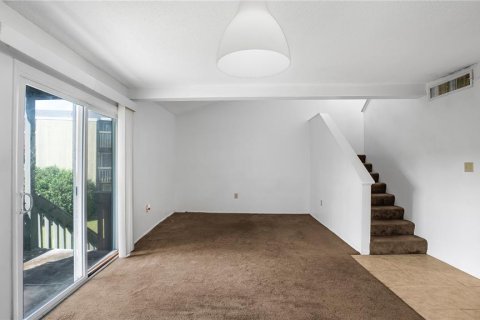 Снять в аренду кондоминиум в Винтер-Парк, Флорида 3 комнаты, 100.8м2, № 1798431 - фото 10