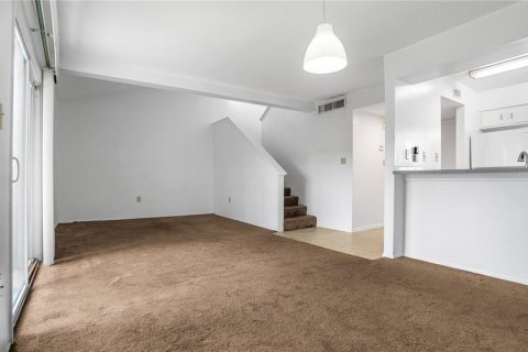 Снять в аренду кондоминиум в Винтер-Парк, Флорида 3 комнаты, 100.8м2, № 1798431 - фото 11