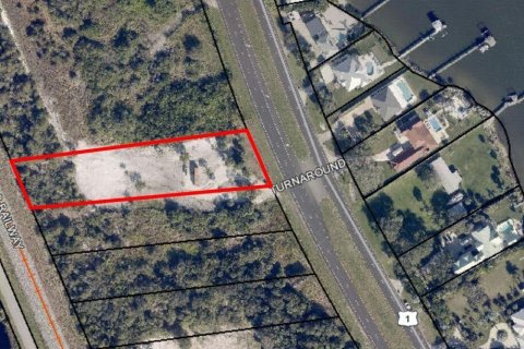 Commercial property in Grant-Valkaria, Florida № 2249576 - photo 5