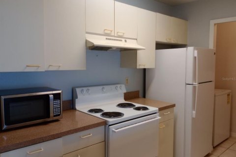 Condo in Orlando, Florida, 1 bedroom  № 1910427 - photo 7